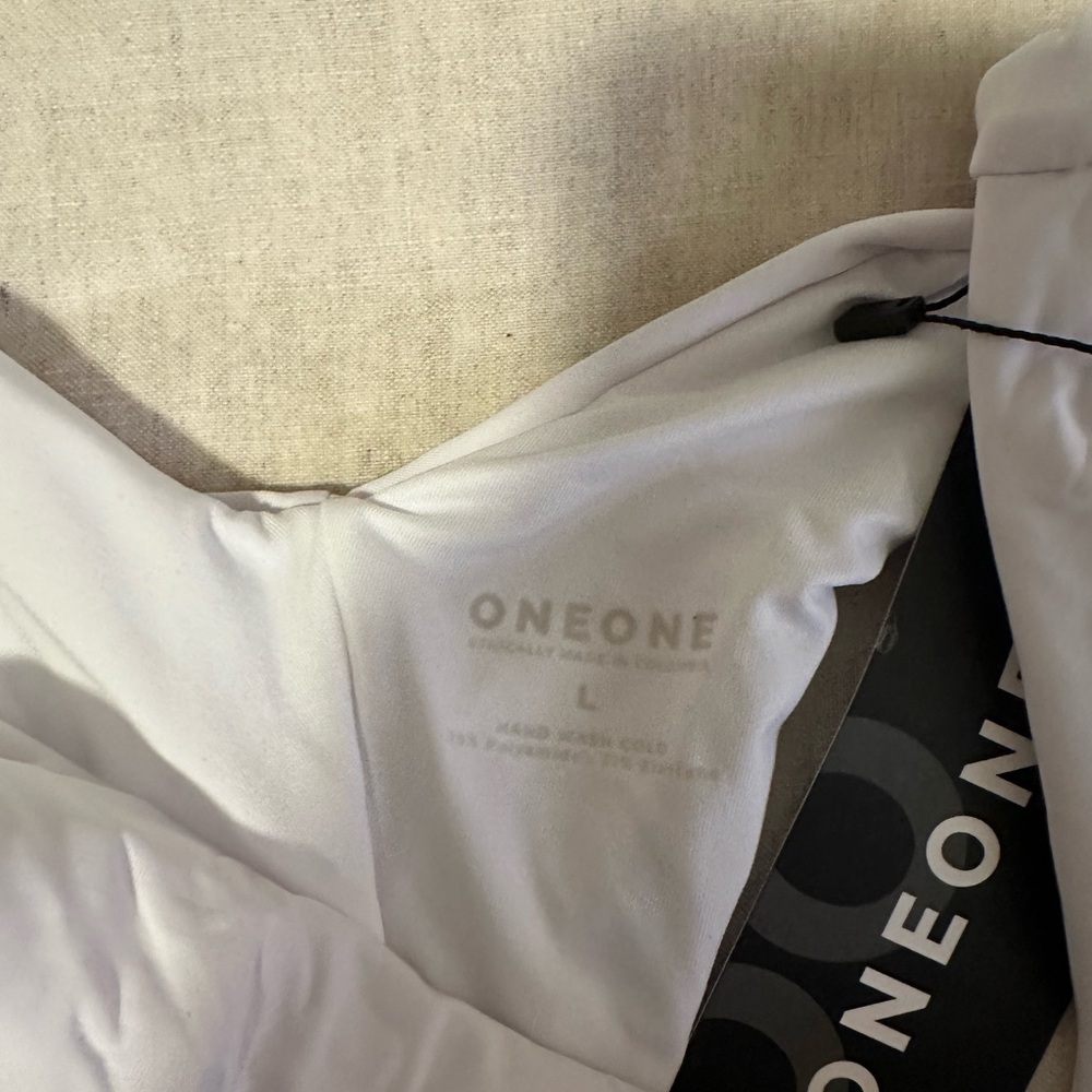 OneOne White Bikini Set - Picture 4 of 4